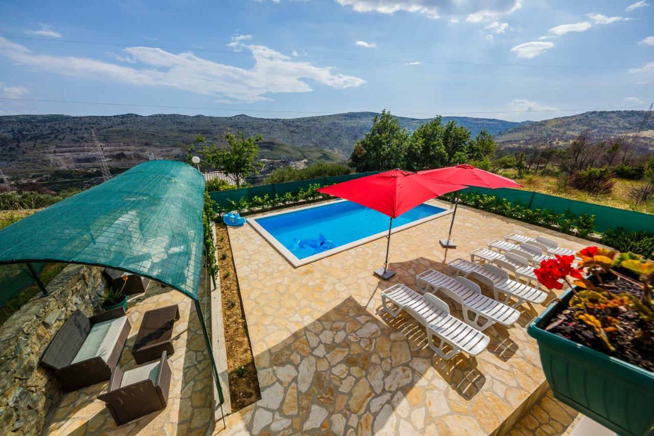 Holiday Home Cherry Tree Zrnovnica ภายนอก รูปภาพ
